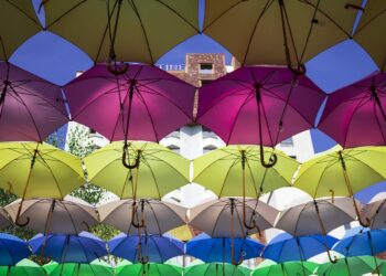 Ilustrācija: umbrellas, city, nature, outdoor, street, rain, urban, colorful, sunshade